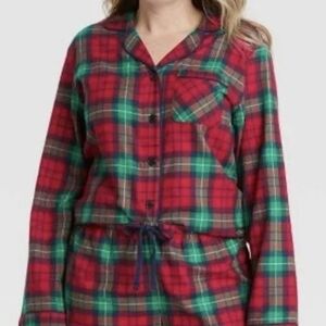 Wondershop Women's Red and Green Plaid Pajama Set Medium